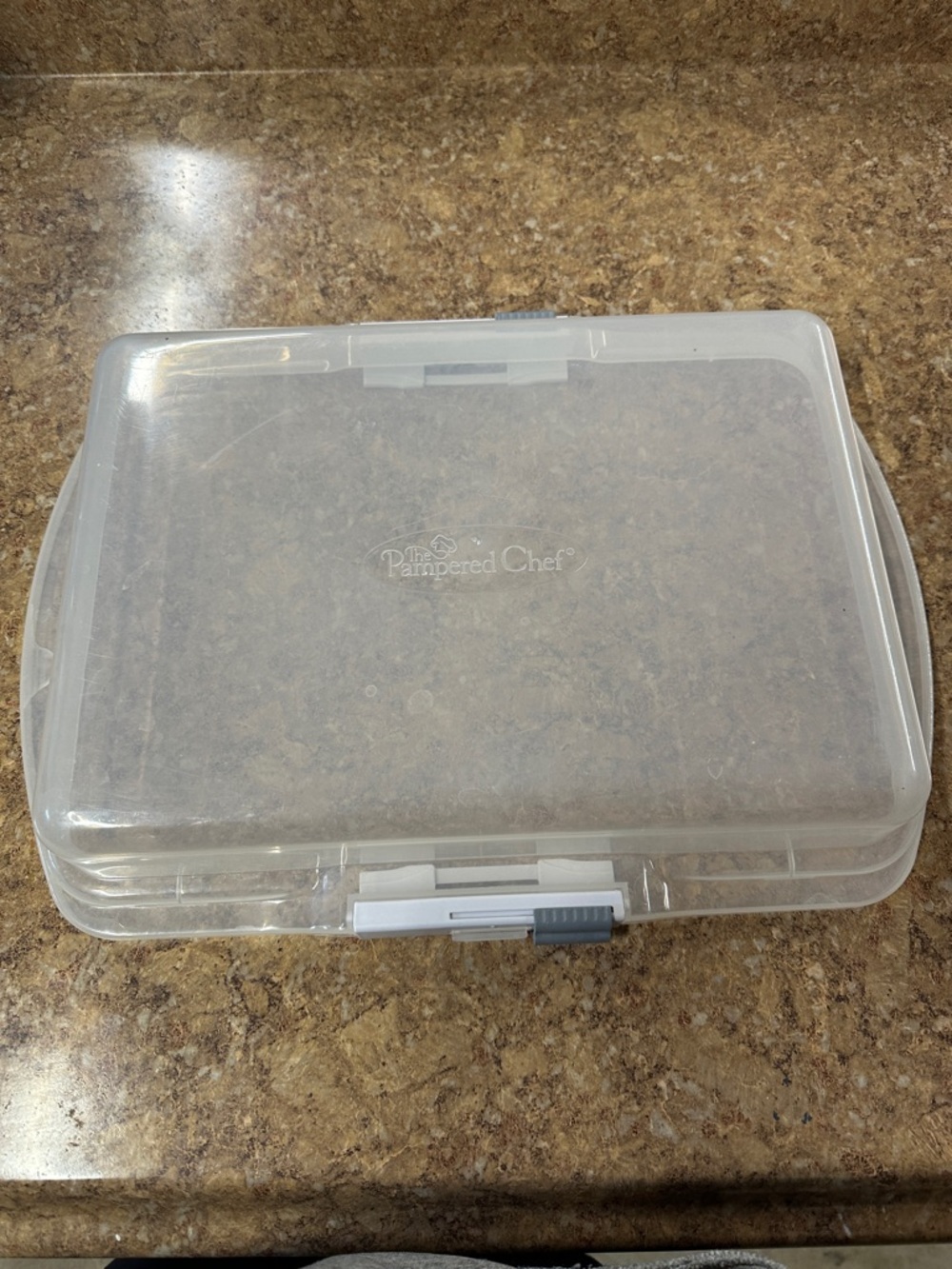 Pampered Chef Translucent Plastic classic sheet pan cover